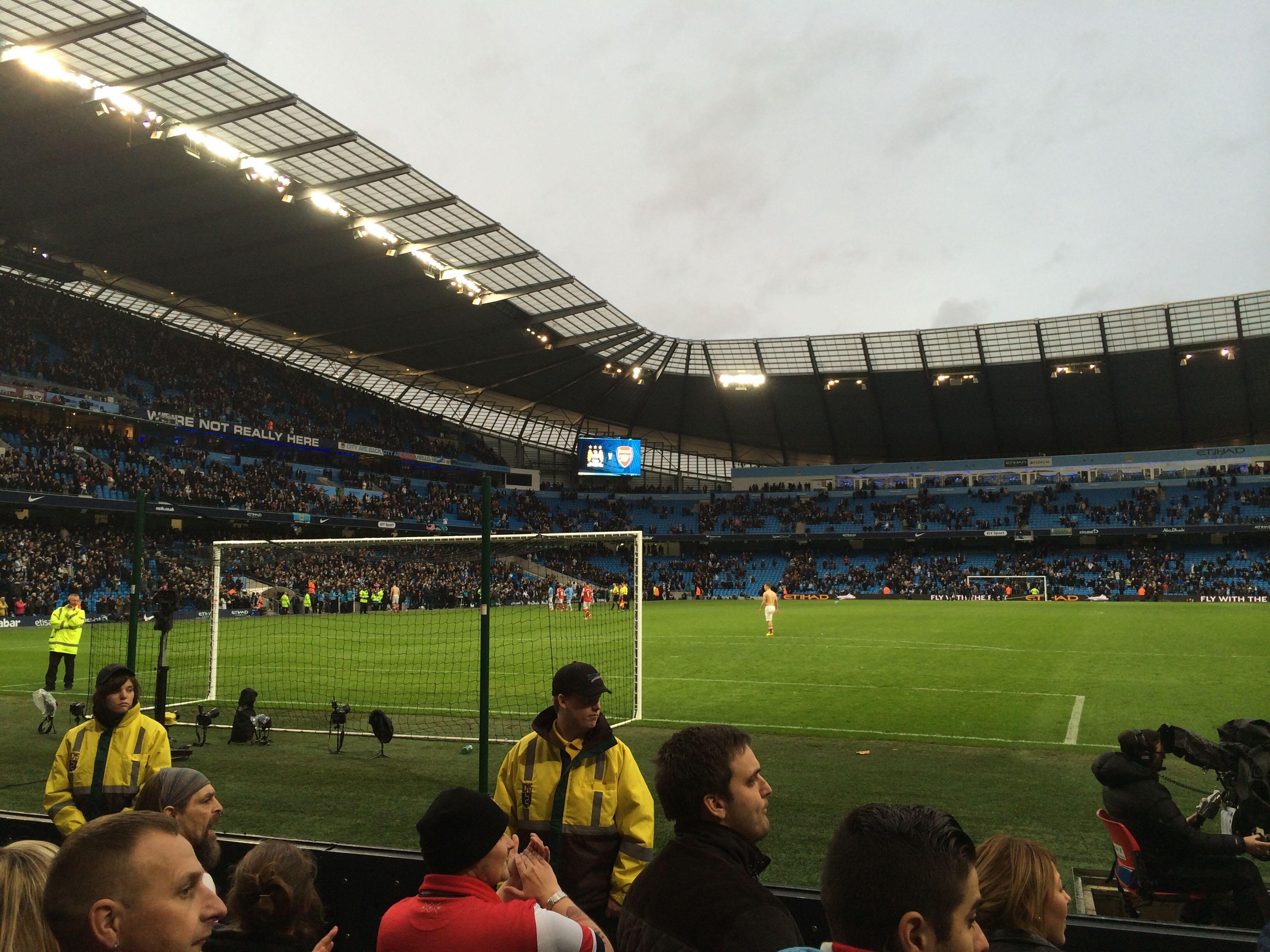 同时促进了 同时促进了