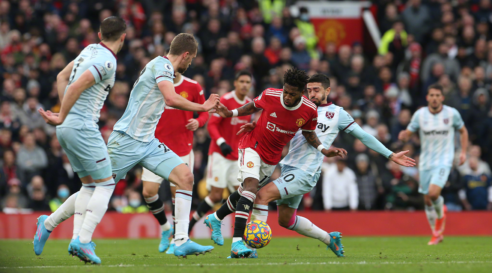 出了强大的 出了强大的